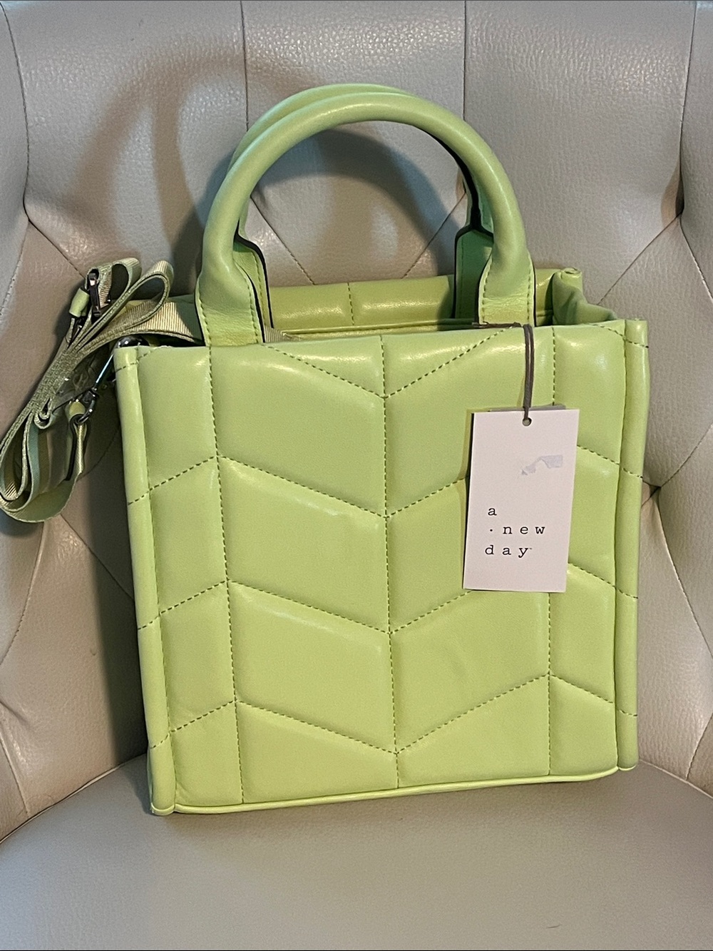 A New Day Crossbody tote bag Lime Green Super Cute